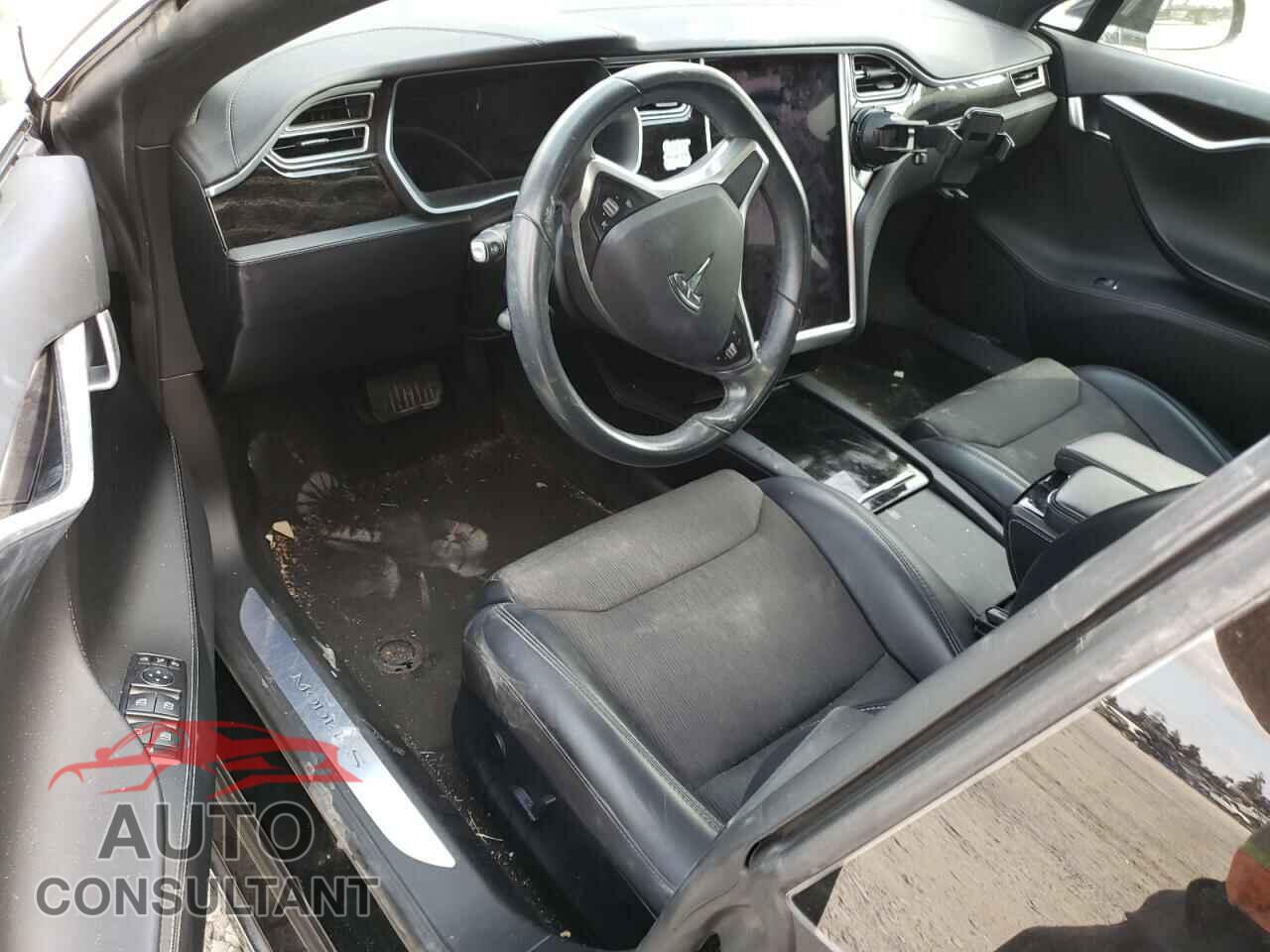 TESLA MODEL S 2017 - 5YJSA1E15HF209700