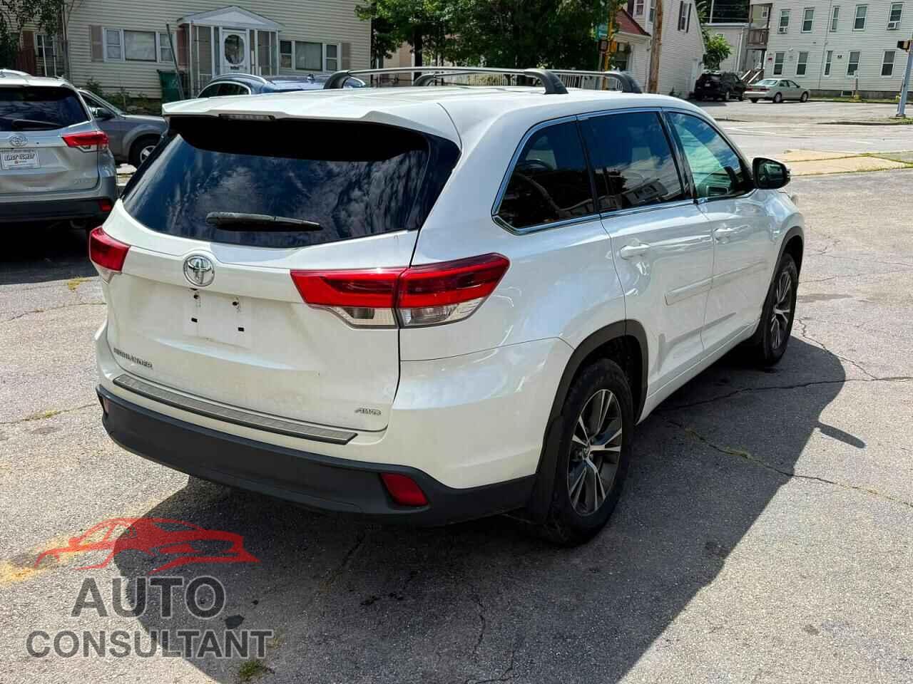 TOYOTA HIGHLANDER 2017 - 5TDBZRFH9HS481326