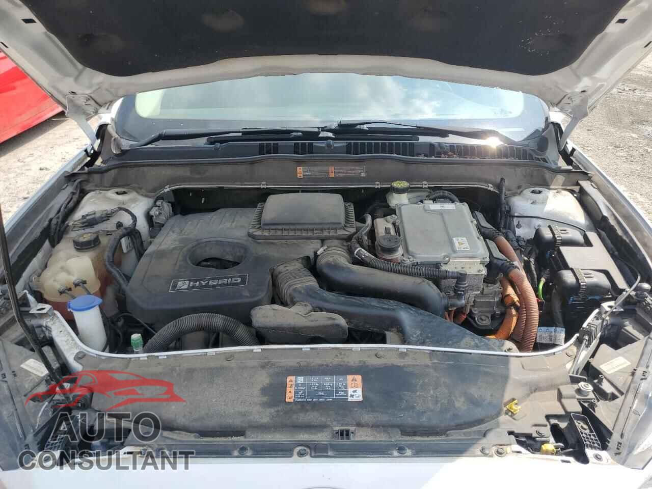 FORD FUSION 2017 - 3FA6P0LU2HR410031