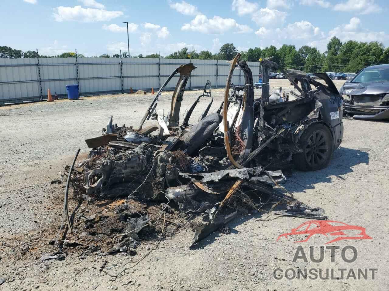 TESLA MODEL X 2019 - 5YJXCBE24KF160821