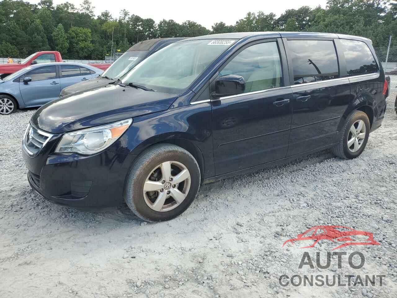 VOLKSWAGEN ROUTAN 2010 - 2V4RW3D17AR237026