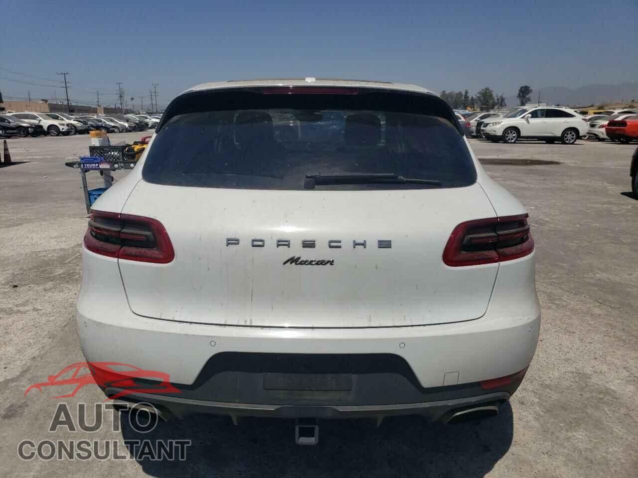 PORSCHE MACAN 2017 - WP1AA2A54HLB04703