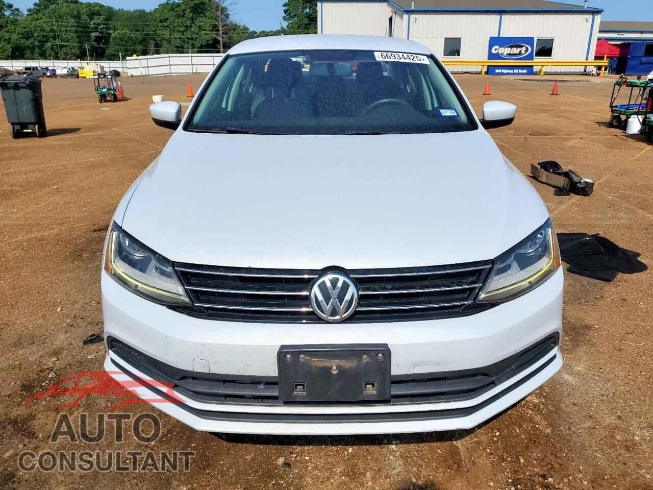 VOLKSWAGEN JETTA 2017 - 3VW2B7AJ0HM285131