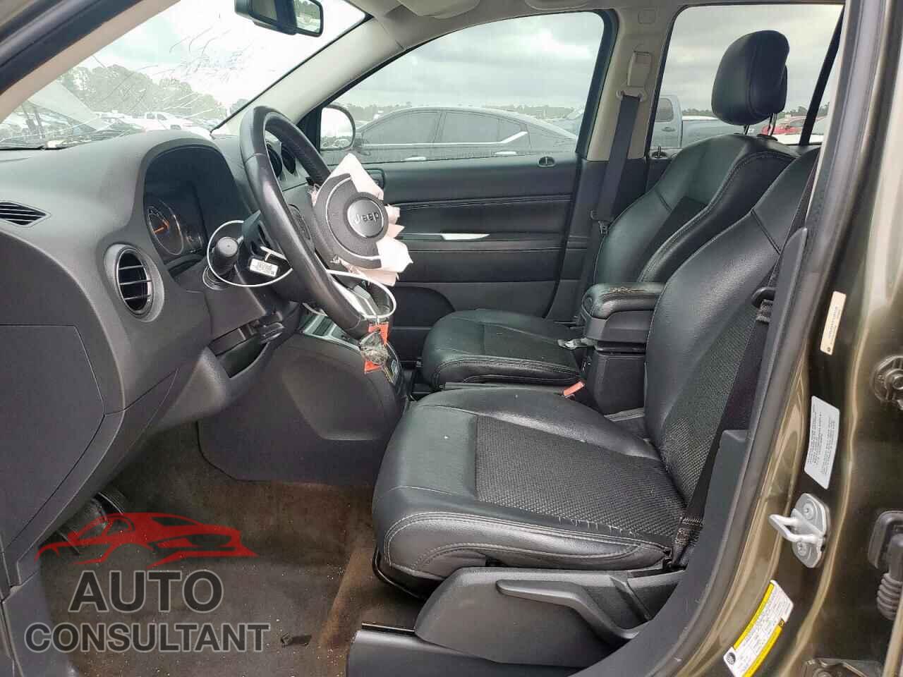 JEEP COMPASS 2015 - 1C4NJCEB4FD264130