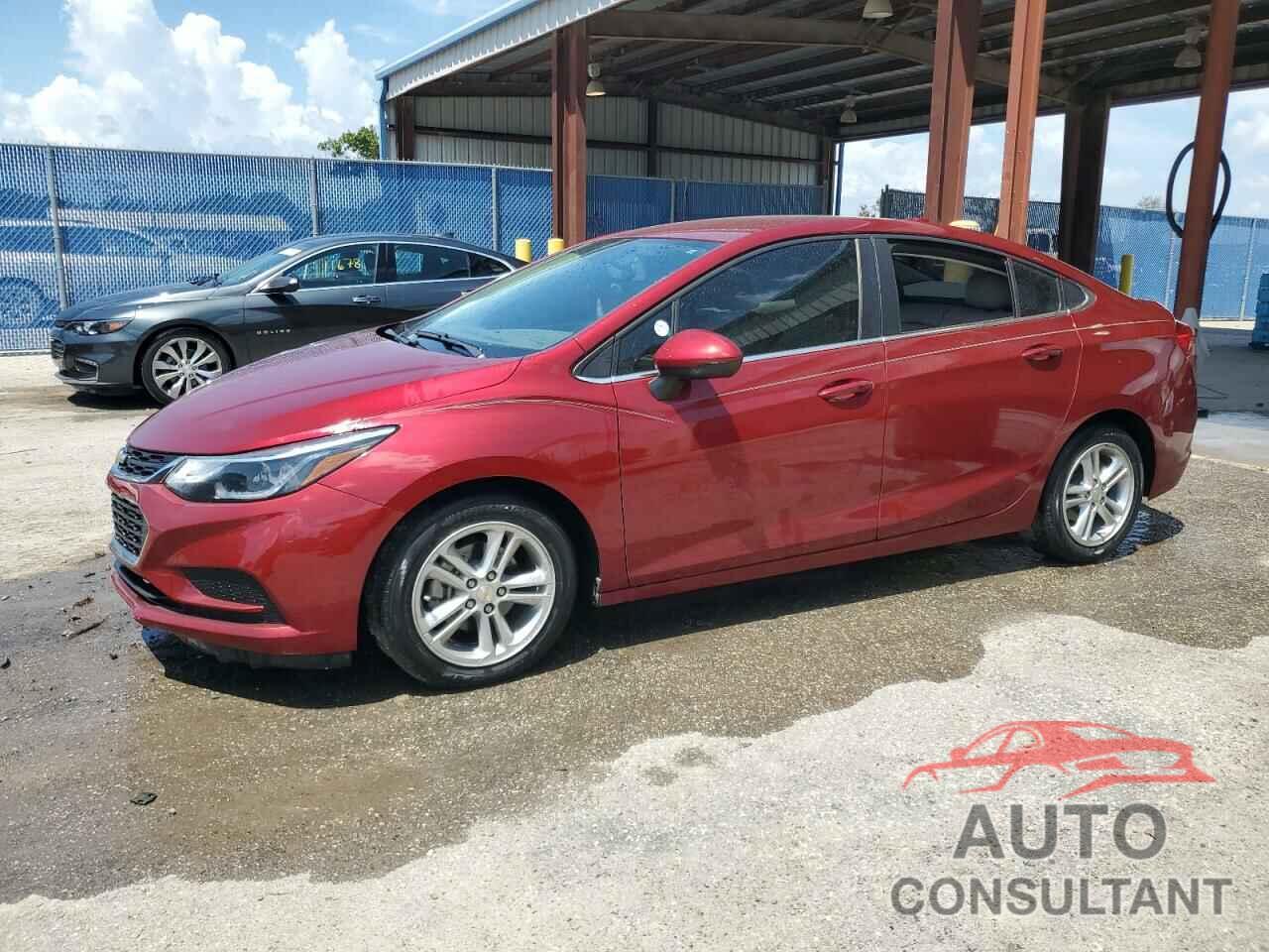 CHEVROLET CRUZE 2018 - 1G1BE5SM4J7137970