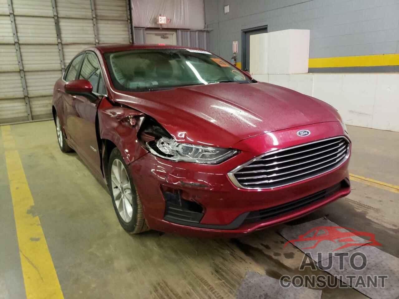 FORD FUSION 2019 - 3FA6P0LUXKR243649
