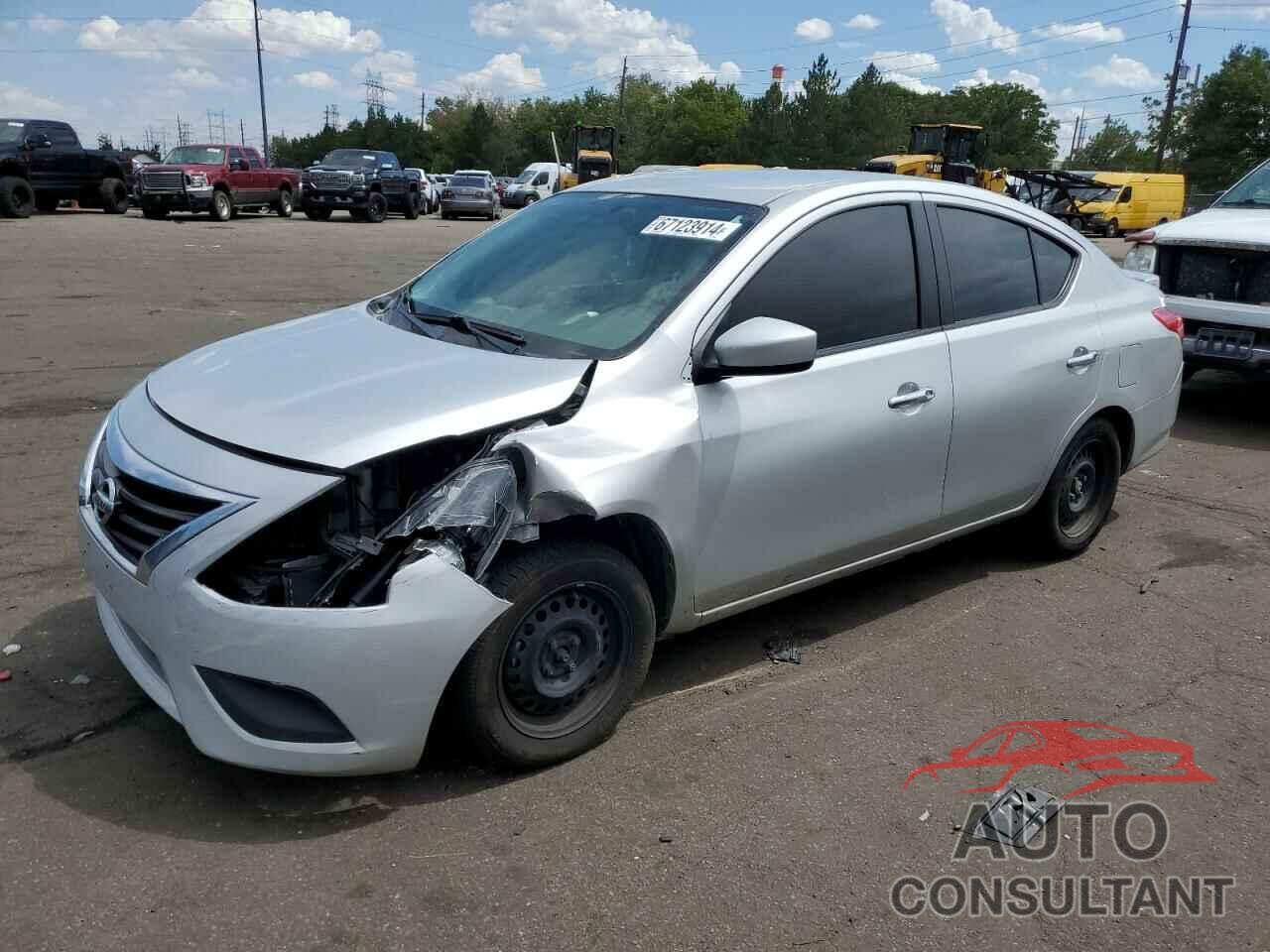 NISSAN VERSA 2018 - 3N1CN7AP3JK415832