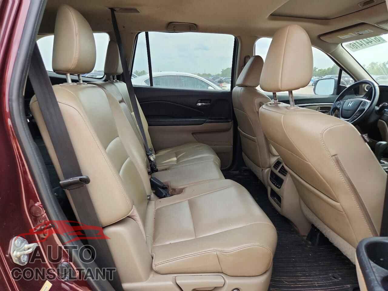 HONDA PILOT 2016 - 5FNYF5H58GB052356