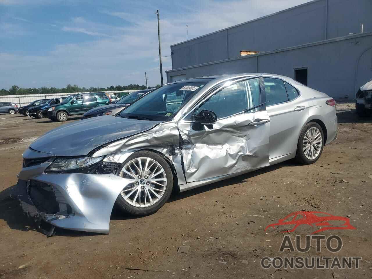 TOYOTA CAMRY 2020 - 4T1F11AK5LU313857