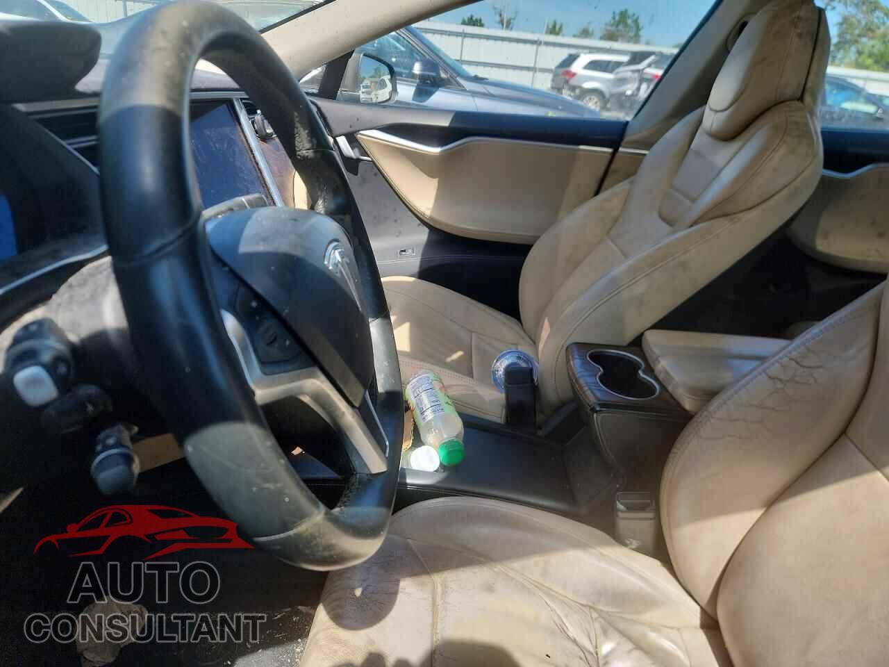 TESLA MODEL S 2017 - 5YJSA1E17HF198280