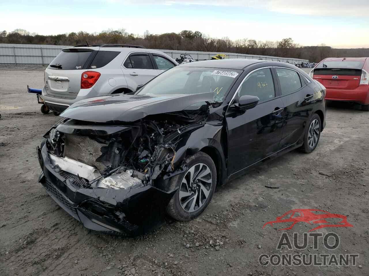 HONDA CIVIC 2018 - SHHFK7H23JU239563