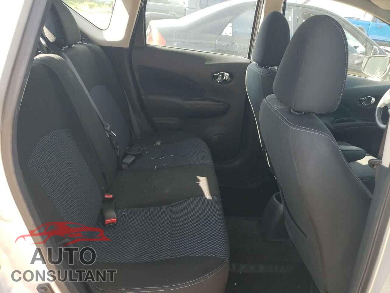 NISSAN VERSA 2017 - 3N1CE2CP2HL372797