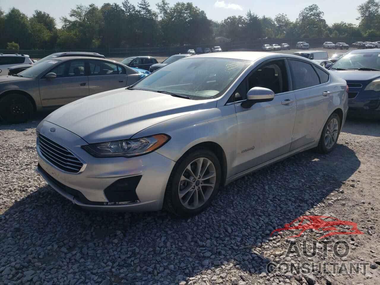 FORD FUSION 2019 - 3FA6P0LU7KR223116