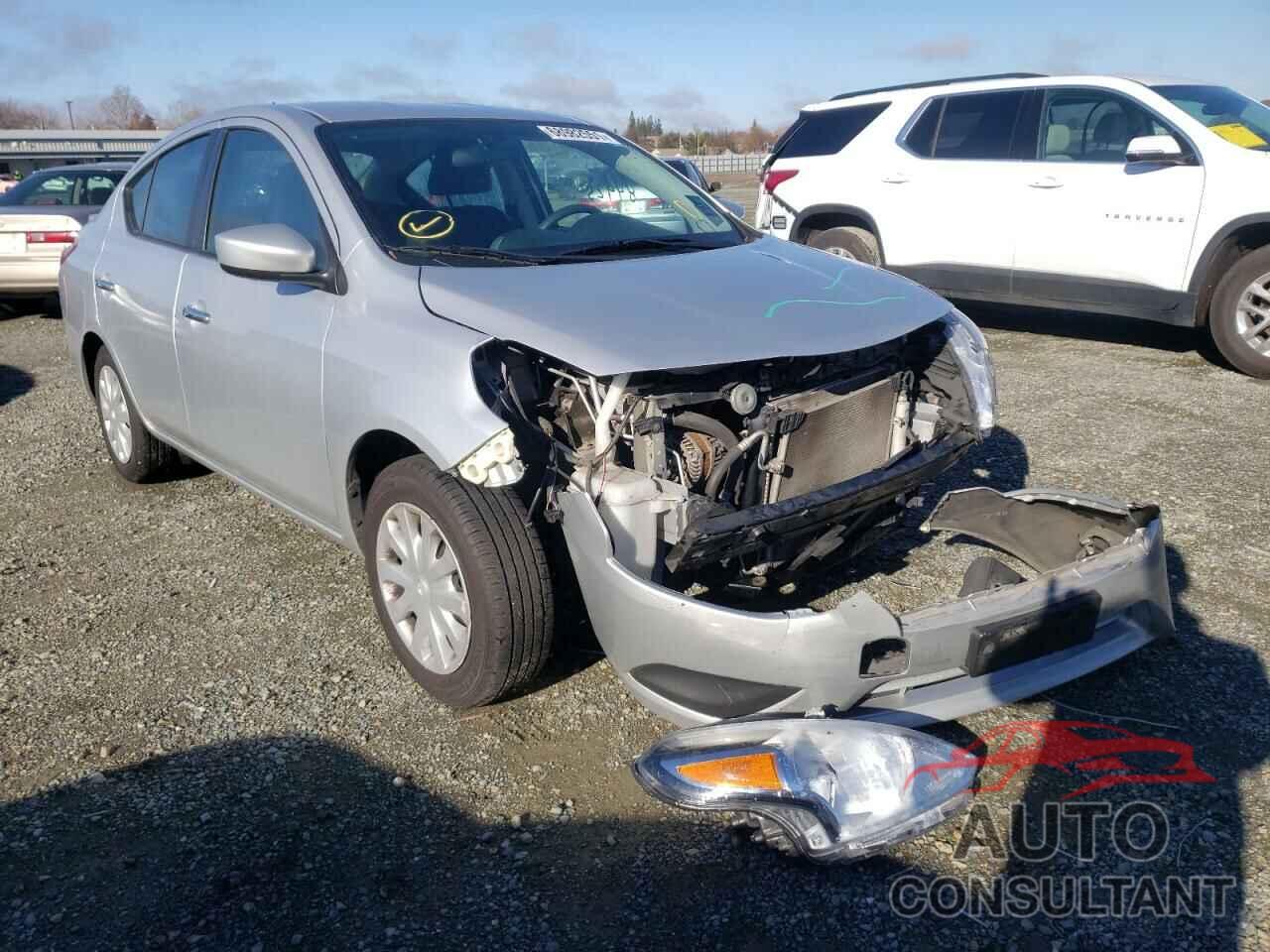 NISSAN VERSA 2017 - 3N1CN7APXHK463385