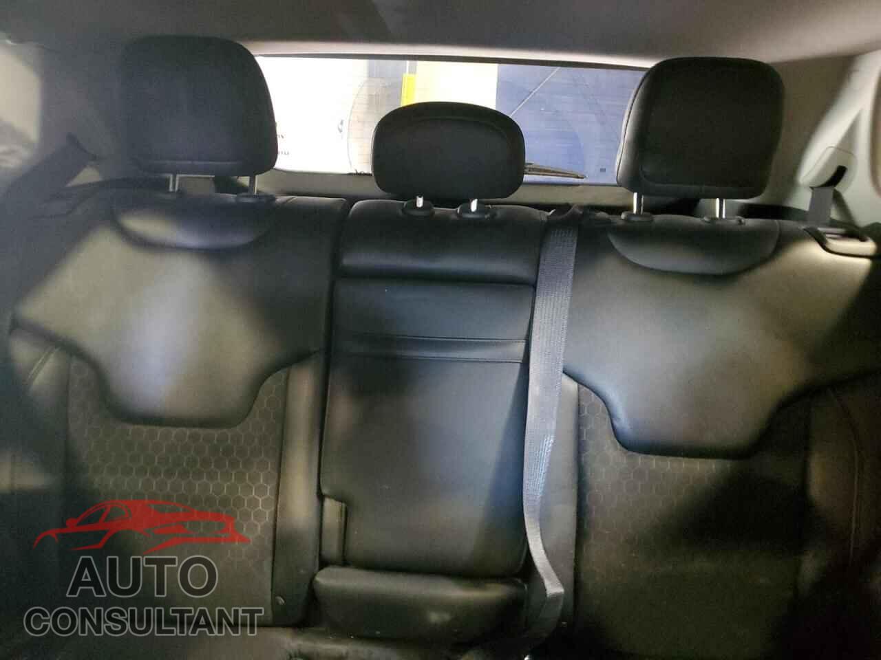 JEEP COMPASS 2017 - 3C4NJDBB0HT692932