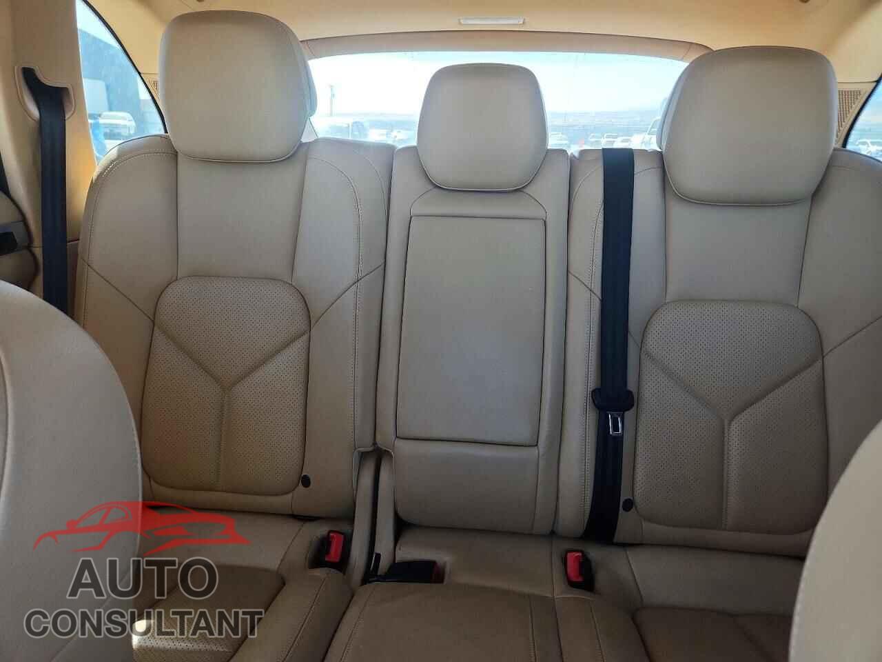 PORSCHE CAYENNE 2014 - WP1AA2A24ELA03341