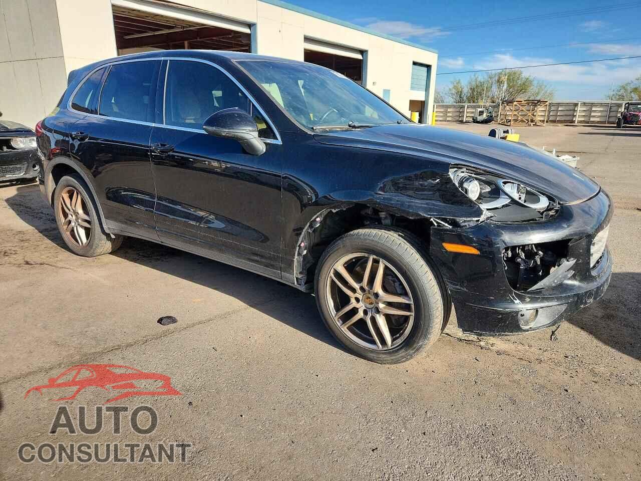 PORSCHE CAYENNE 2016 - WP1AA2A24GKA08225