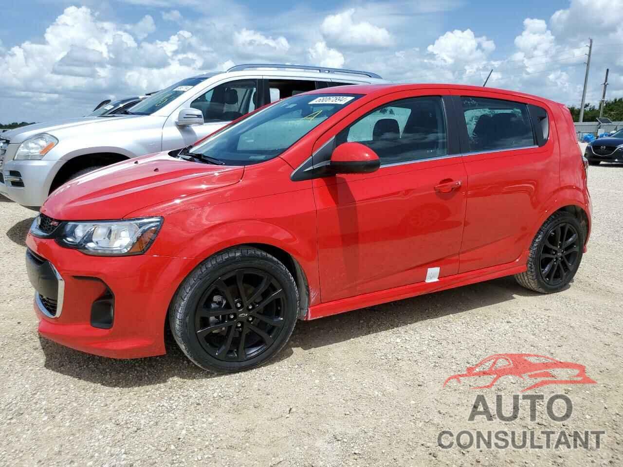 CHEVROLET SONIC 2018 - 1G1JD6SB9J4128962