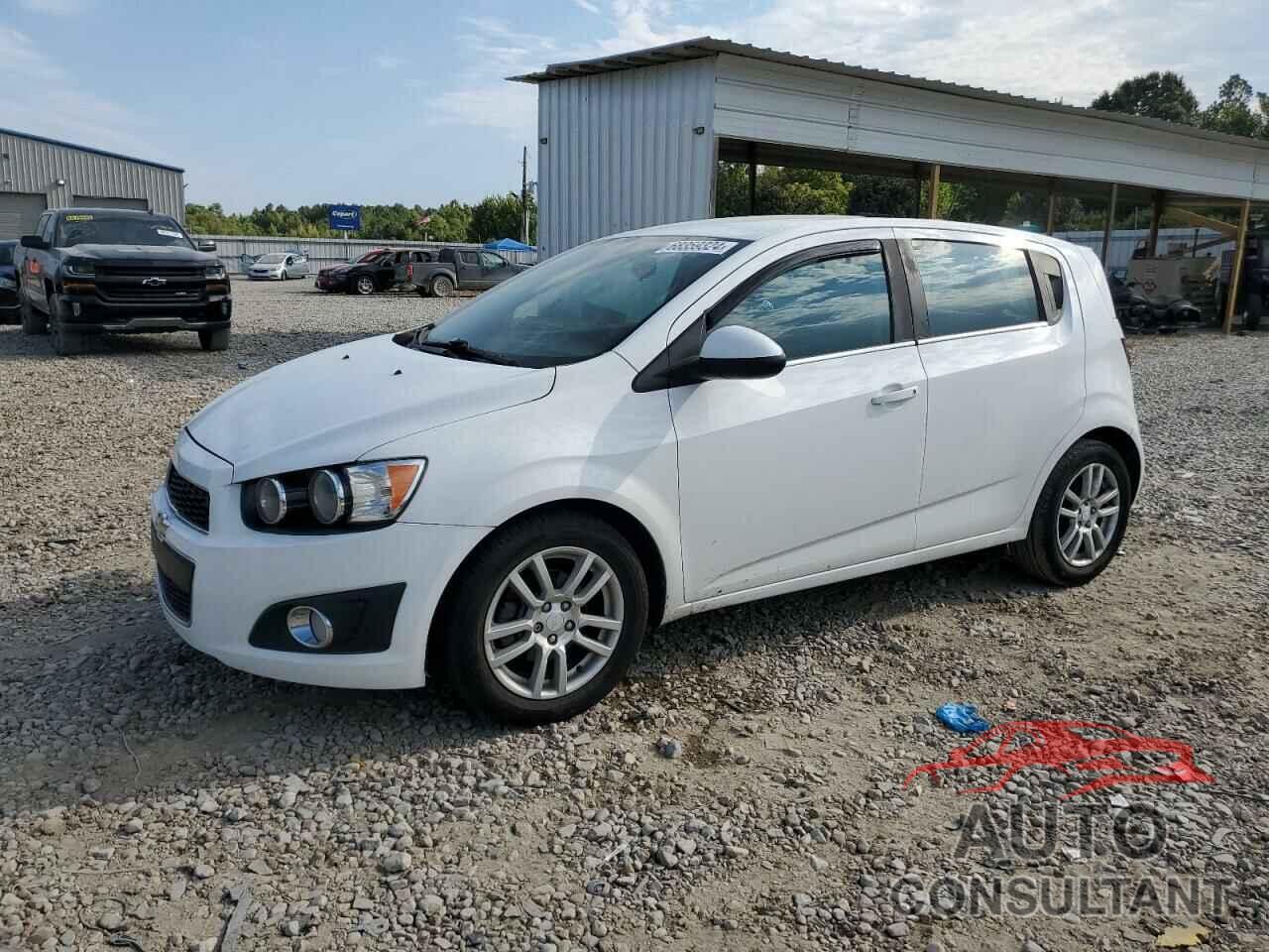 CHEVROLET SONIC 2016 - 1G1JC6SG3G4183348