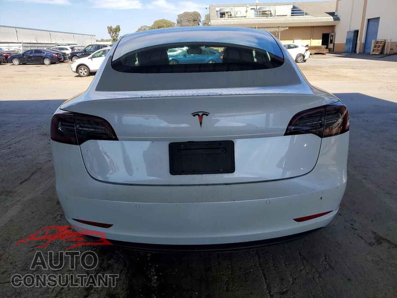TESLA MODEL 3 2021 - 5YJ3E1EA6MF996059