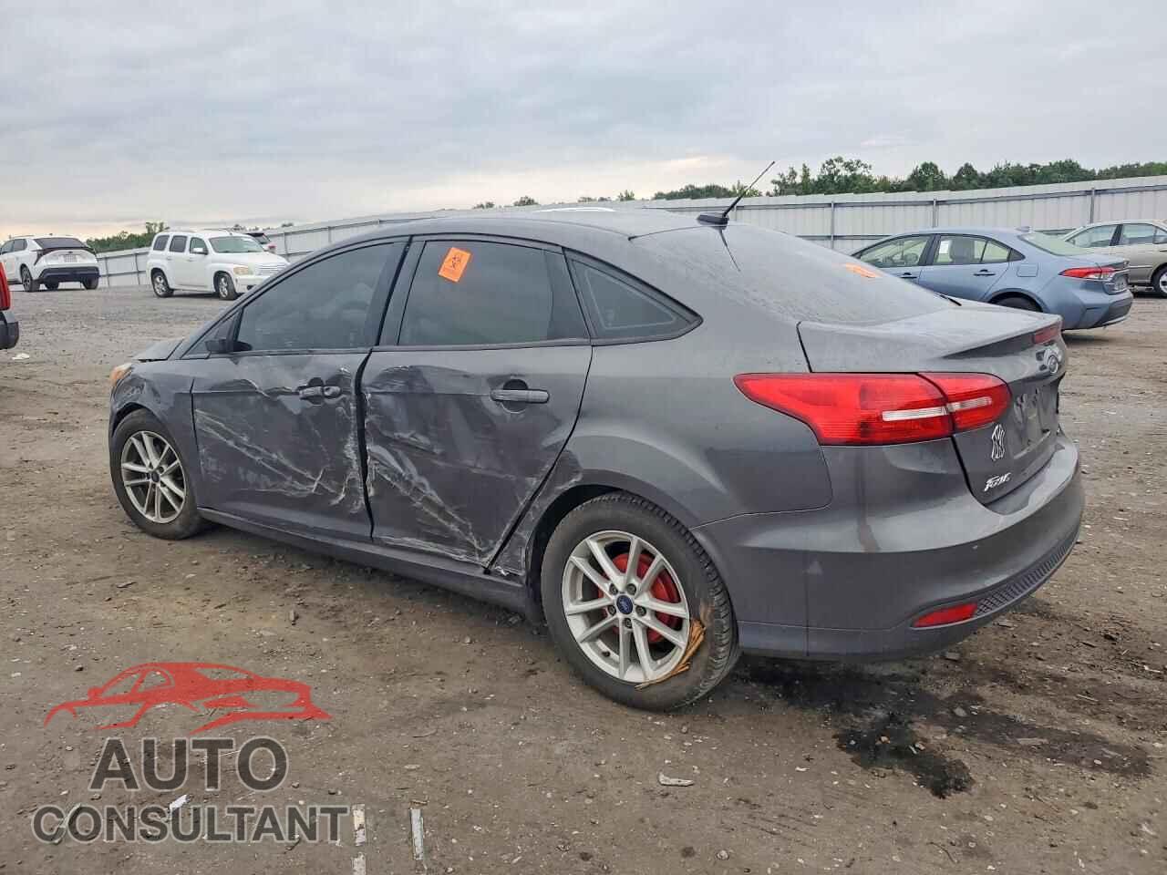 FORD FOCUS 2017 - 1FADP3F21HL227379