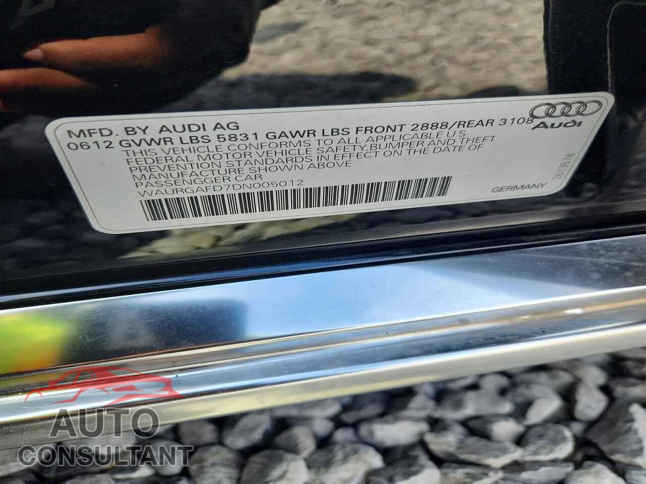 AUDI A8 2013 - WAURGAFD7DN005012