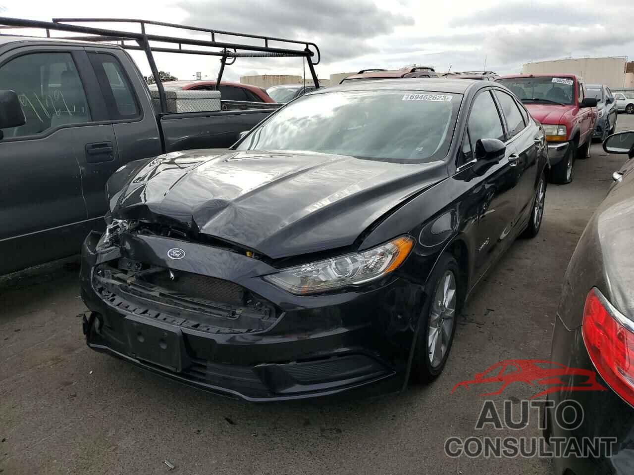 FORD FUSION 2017 - 3FA6P0LU5HR264563