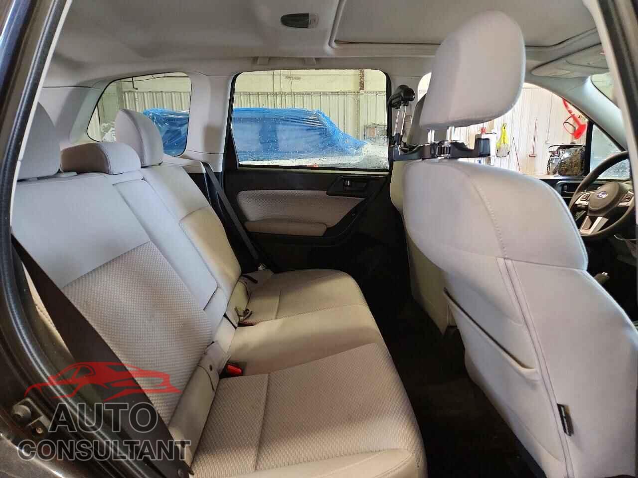 SUBARU FORESTER 2017 - JF2SJAEC3HH407002