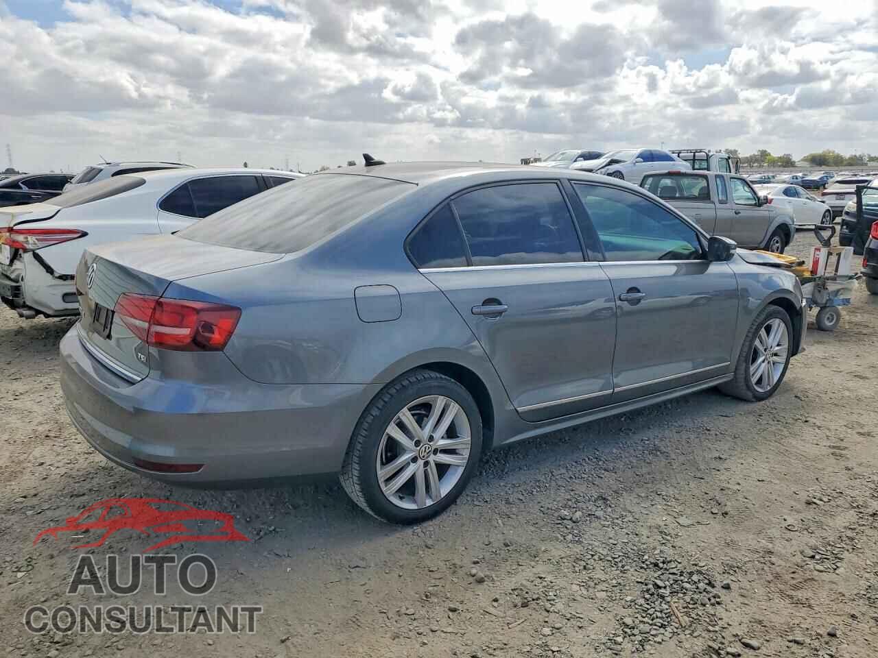 VOLKSWAGEN JETTA 2017 - 3VWL17AJ5HM399312