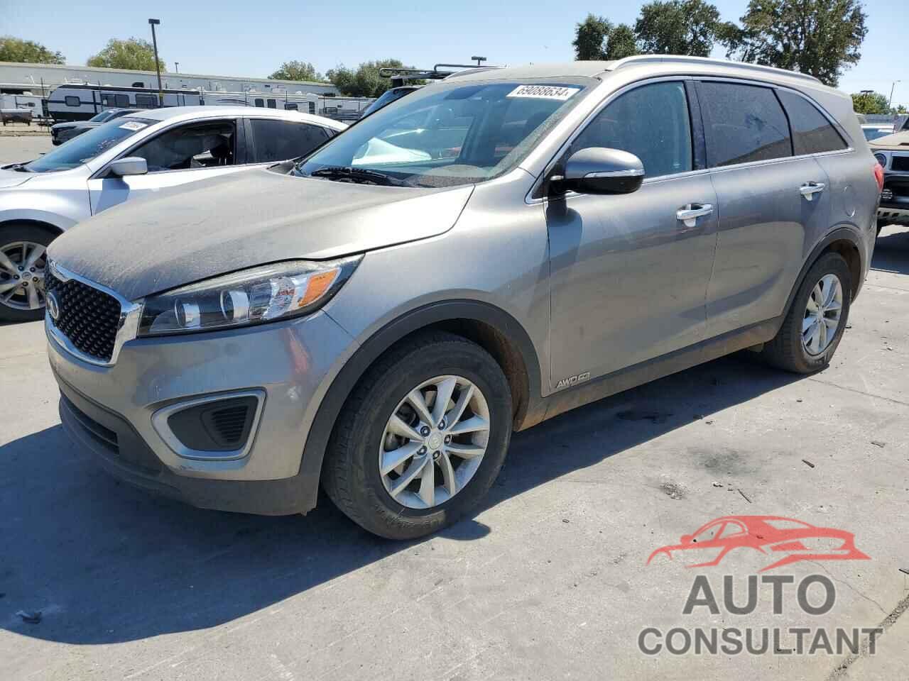 KIA SORENTO 2017 - 5XYPGDA55HG203189