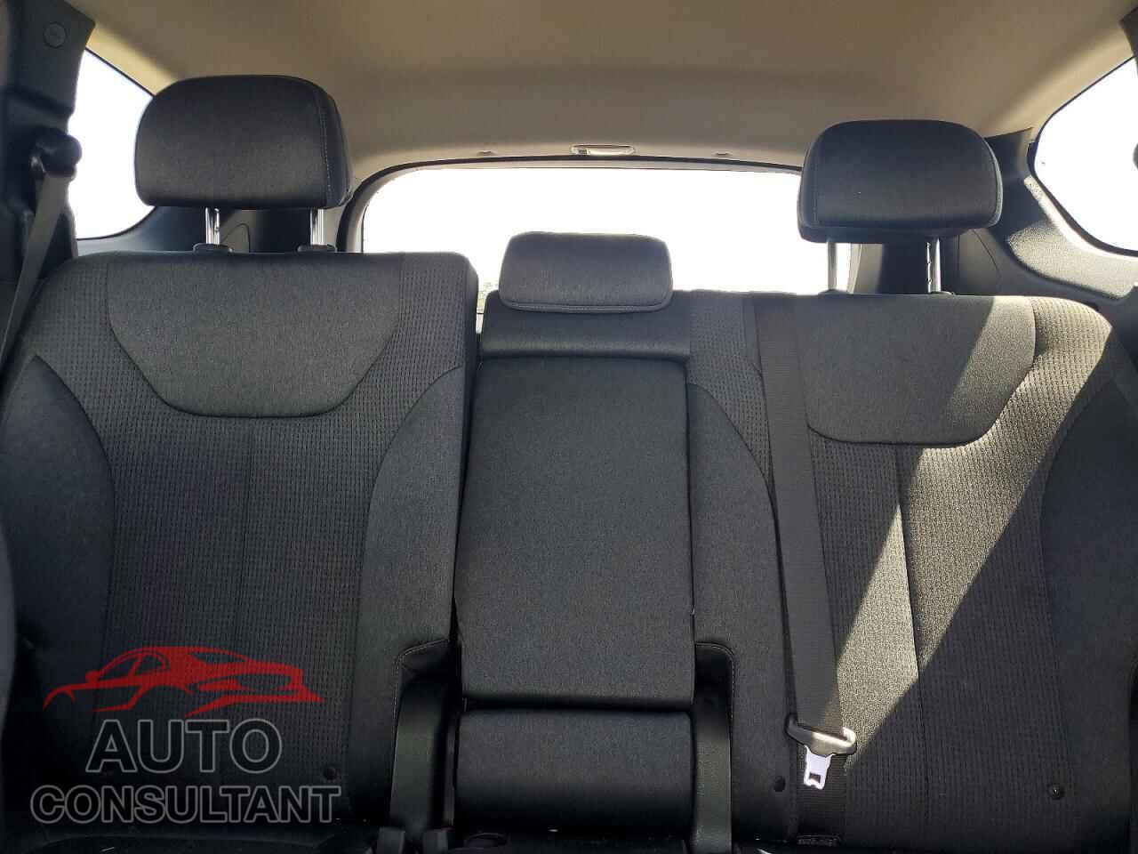 HYUNDAI SANTA FE 2023 - 5NMS14AJ4PH641523