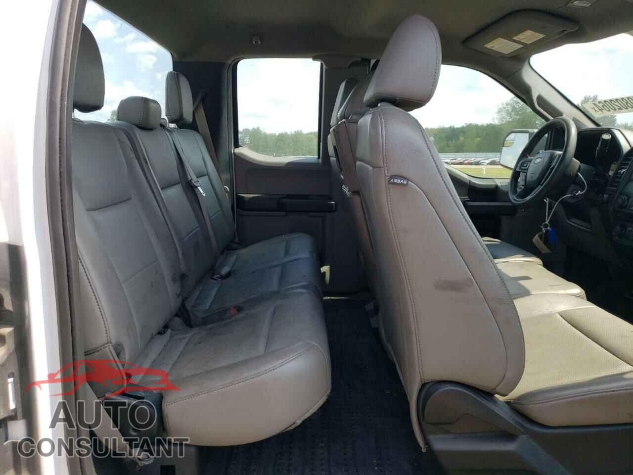 FORD F-150 2018 - 1FTFX1CG8JKF63016