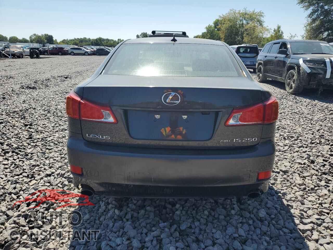 LEXUS IS 2010 - JTHCF5C29A5038075