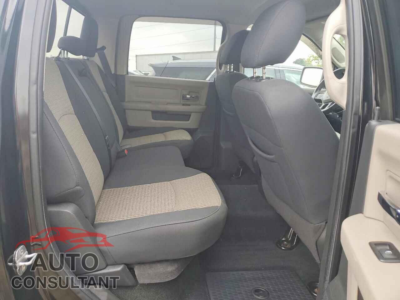 DODGE RAM 1500 2012 - 1C6RD7LT0CS153861