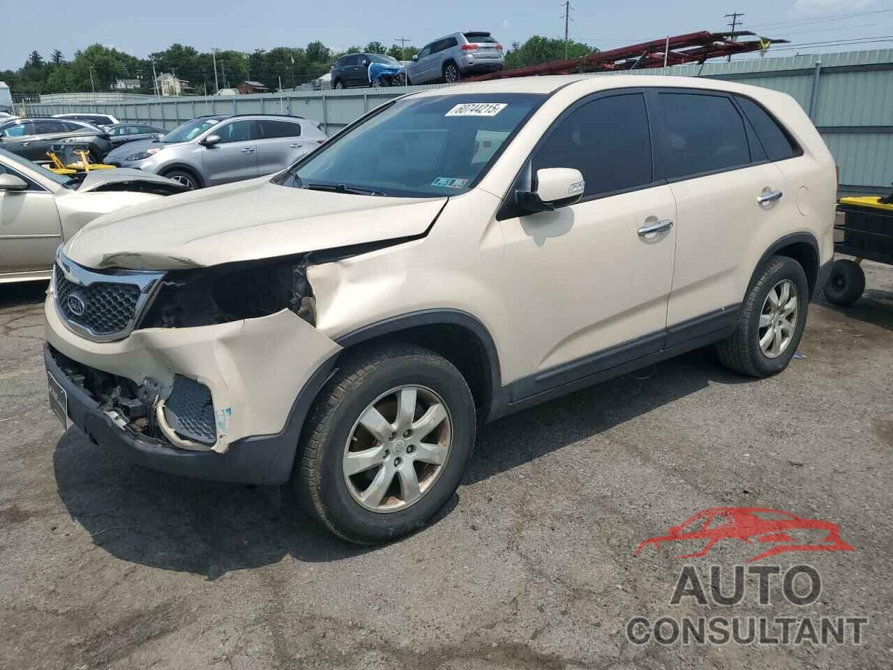 KIA SORENTO 2011 - 5XYKT3A11BG086070