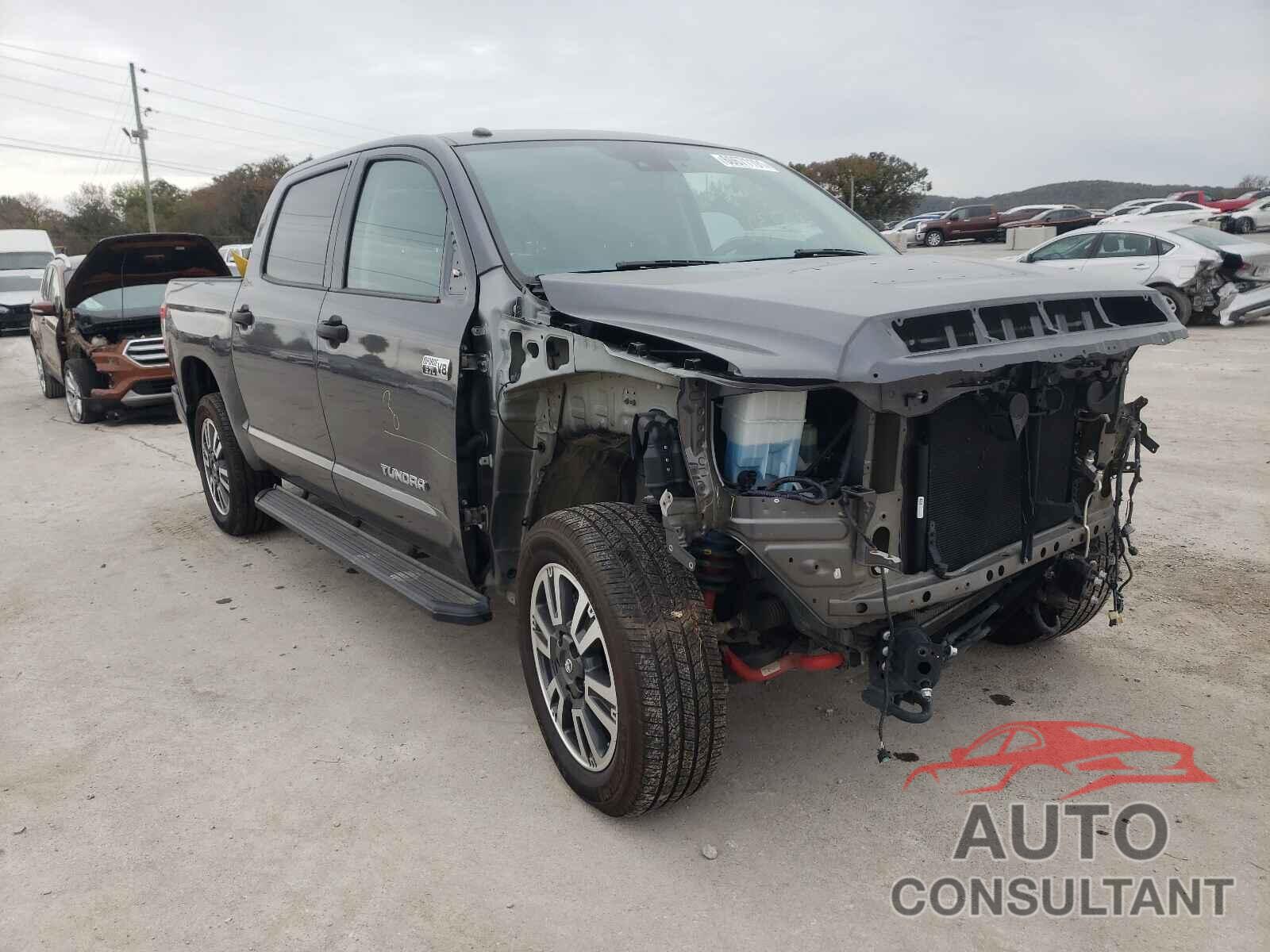 TOYOTA TUNDRA 2019 - 5TFDW5F13KX844850