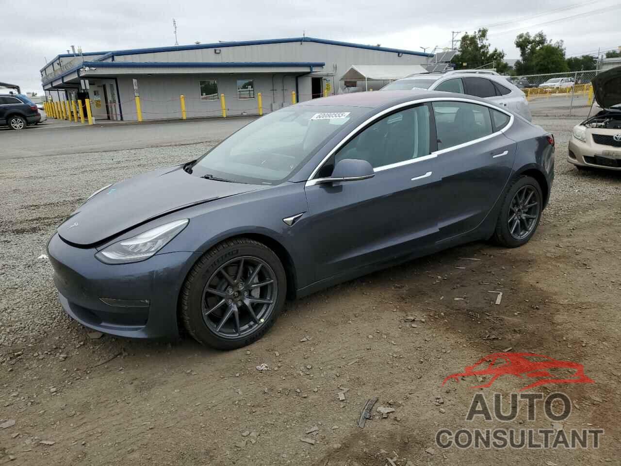 TESLA MODEL 3 2018 - 5YJ3E1EB7JF119469