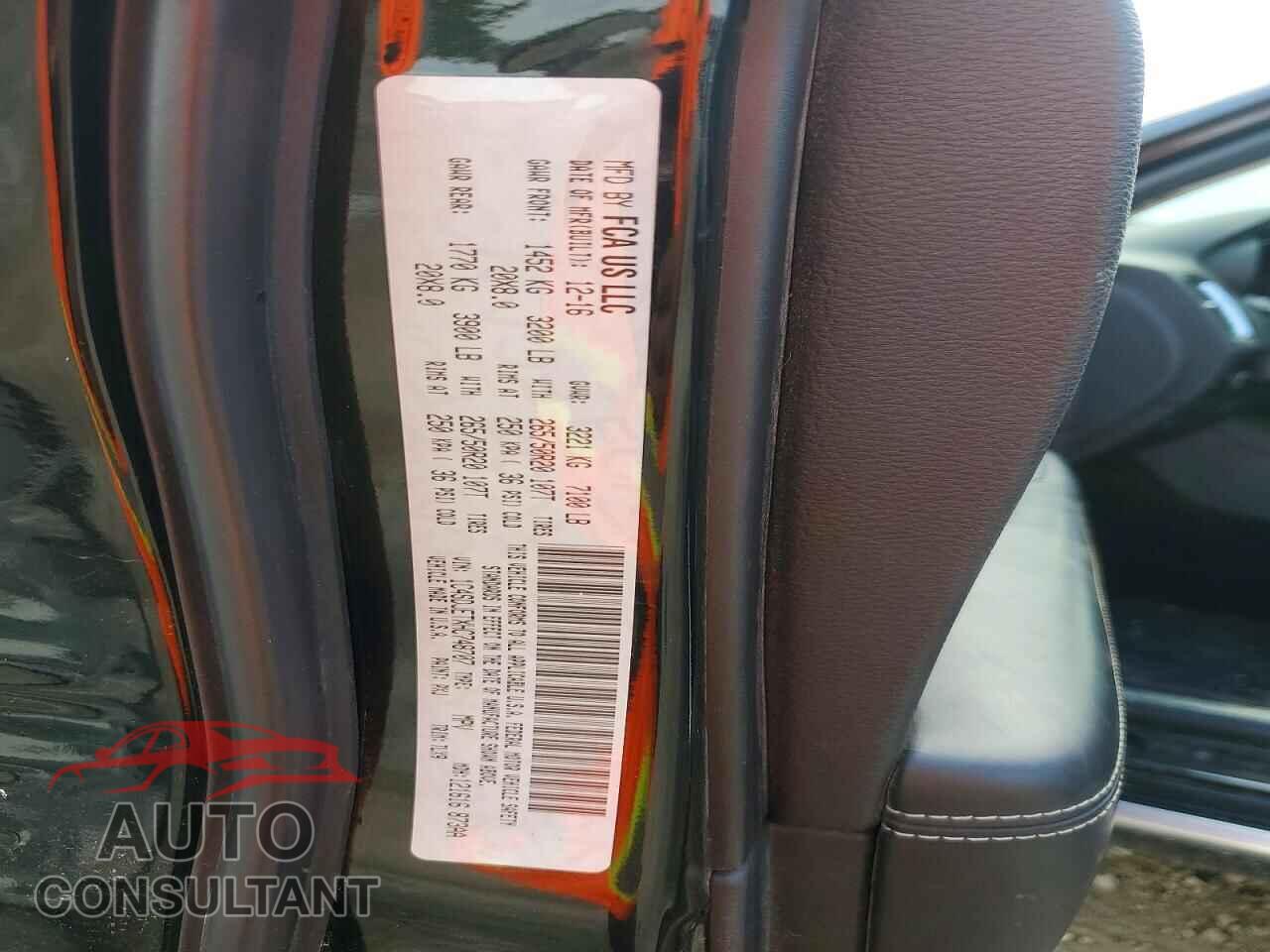 DODGE DURANGO 2017 - 1C4SDJETXHC748707