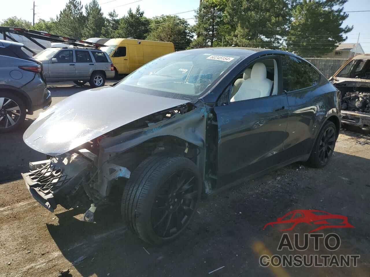 TESLA MODEL Y 2020 - 5YJYGDEE6LF041992