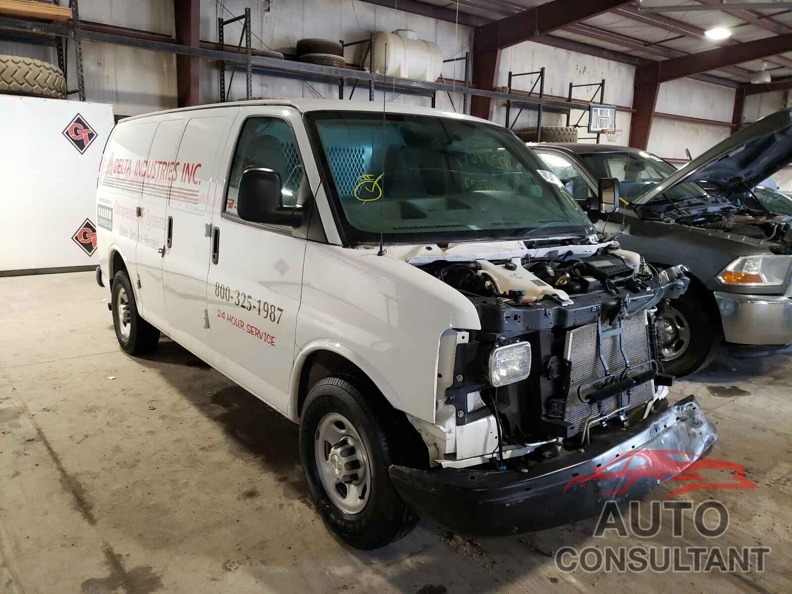 CHEVROLET EXPRESS 2017 - 1GCWGAFF2H1308512