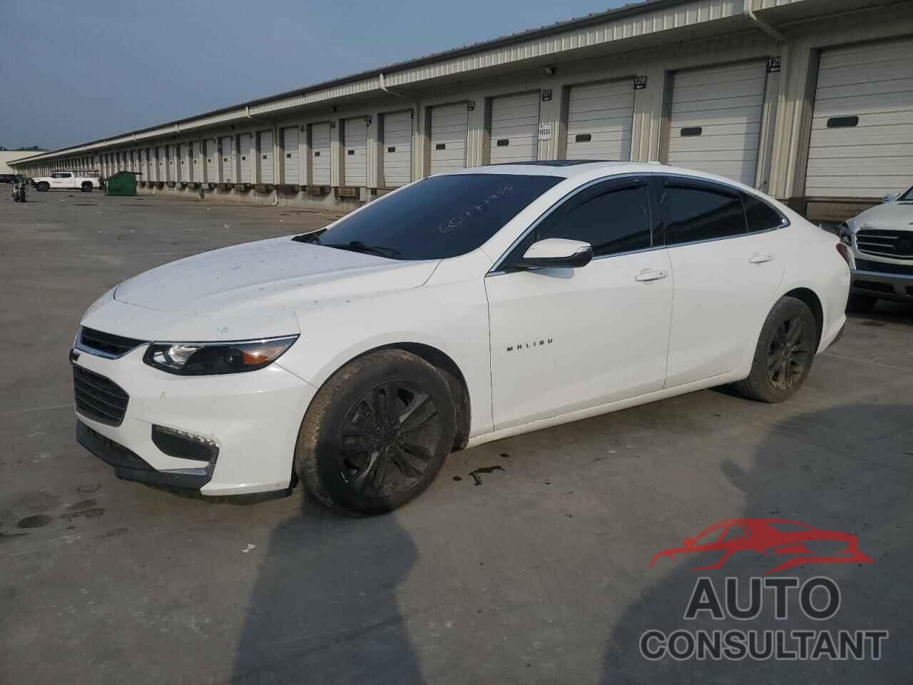CHEVROLET MALIBU 2018 - 1G1ZD5ST5JF135305