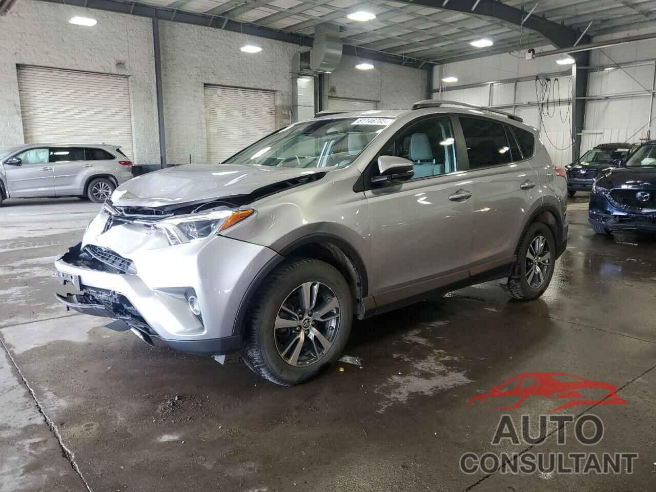TOYOTA RAV4 2018 - 2T3RFREV4JW769922