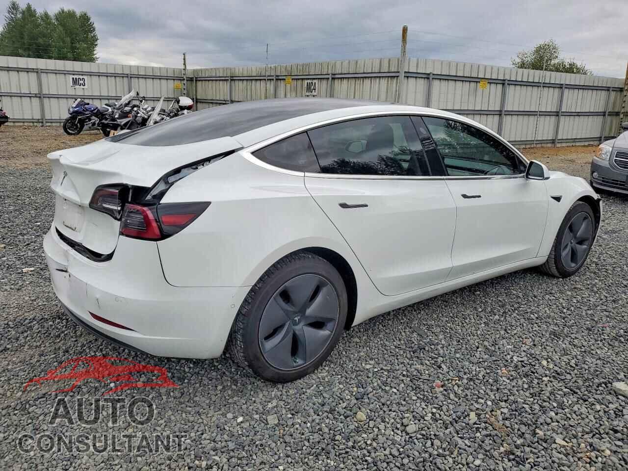 TESLA MODEL 3 2018 - 5YJ3E1EA9JF062439