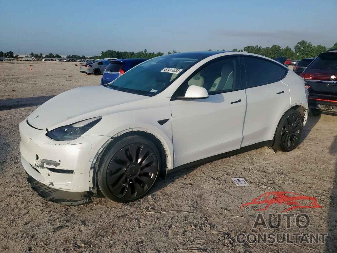 TESLA MODEL Y 2021 - 5YJYGDEF6MF266892