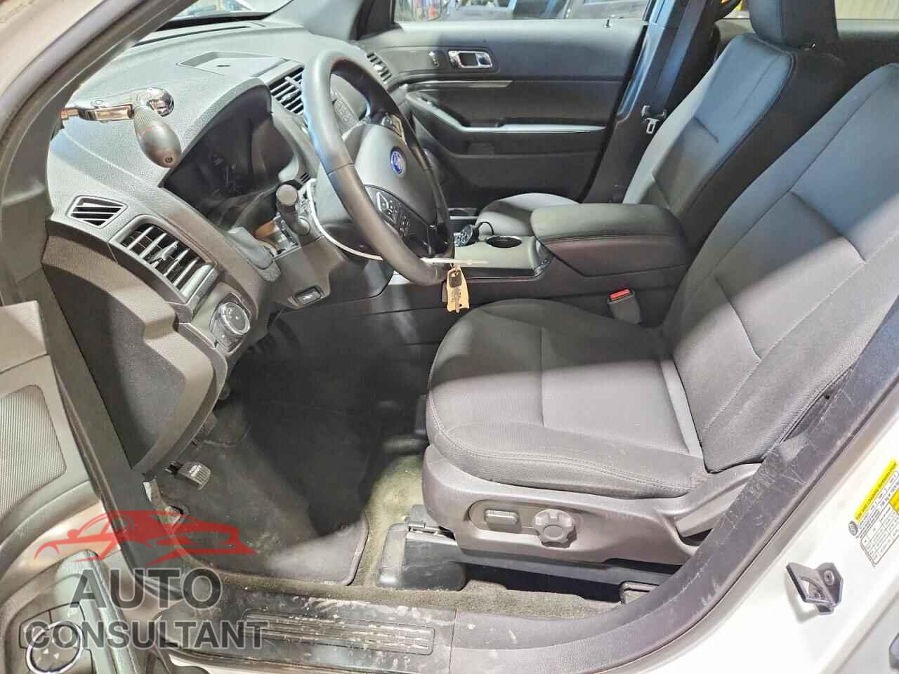 FORD EXPLORER 2018 - 1FM5K8AR3JGB34405