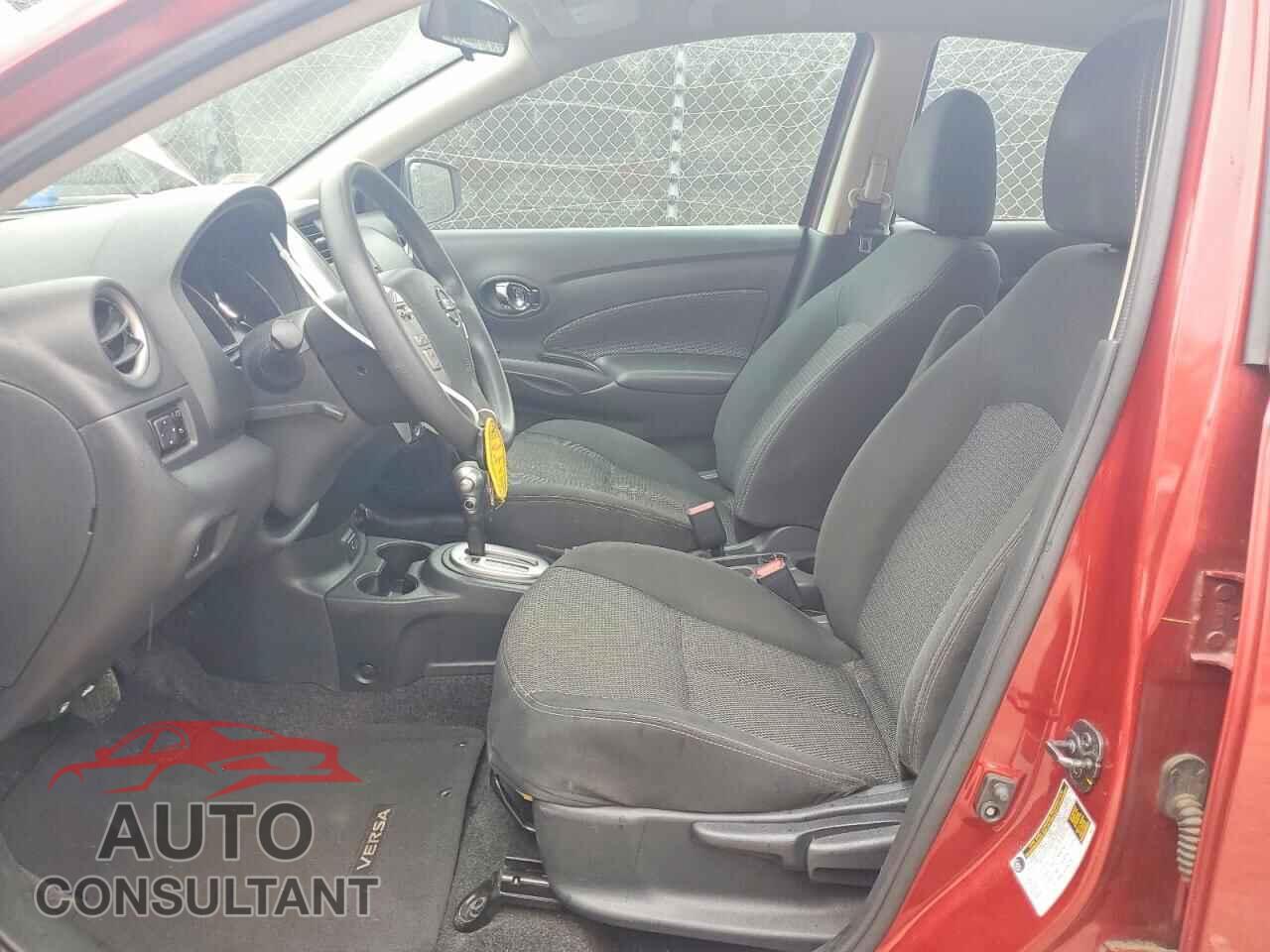 NISSAN VERSA 2019 - 3N1CN7AP3KL879022