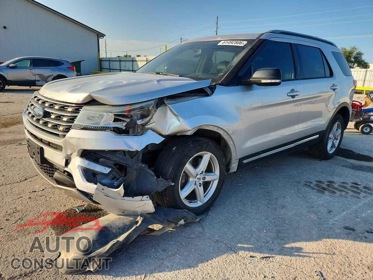 FORD EXPLORER 2017 - 1FM5K8D88HGA31302