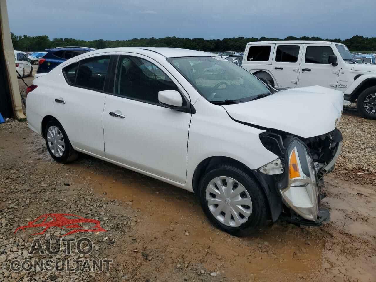 NISSAN VERSA 2019 - 3N1CN7AP3KL833836
