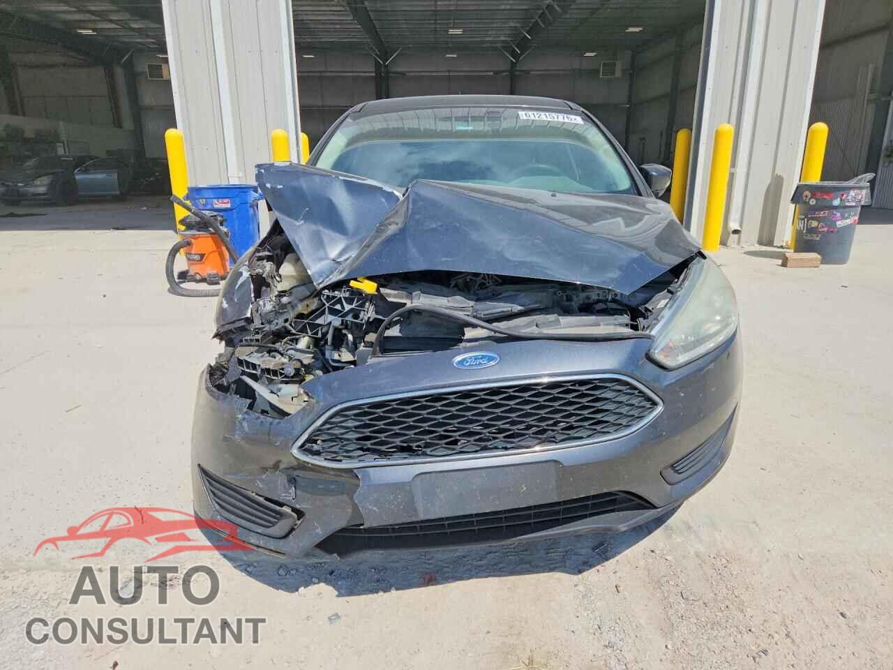 FORD FOCUS 2017 - 1FADP3F24HL266869