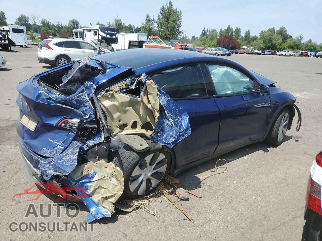 TESLA MODEL Y 2020 - 5YJYGDEE3LF009078